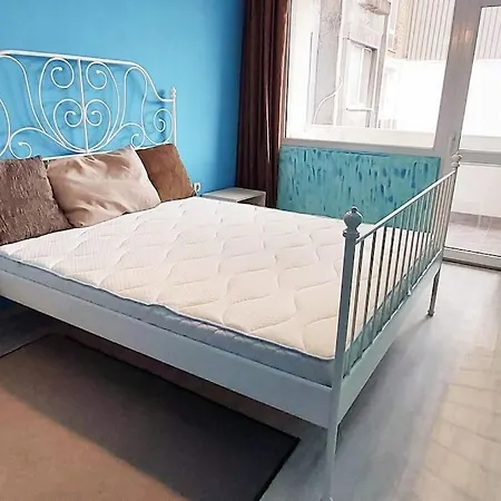 Фулмакс Център 3-Стаен Apartment
